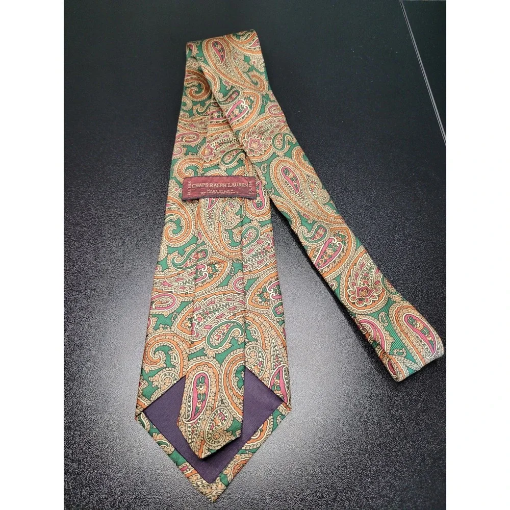 Chaps Ralph Lauren Men's Necktie Green Paisley Silk 3.75